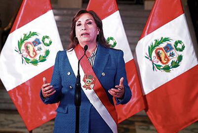 Autoridades expectantes al mensaje presidencial. Foto: GEC.