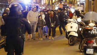 Francia: Juzgarán a tres policías por agredir a peruano en comisaría de París