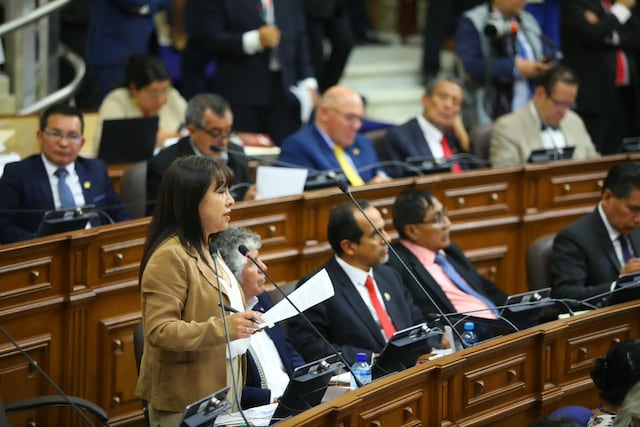Senado aprueba con 35 votos facultades legislativas al Gobierno por 90 días (Foto: Antonio Melgarejo/GEC)