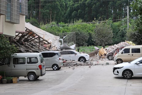 Sismo de magnitud 5,2 deja dos muertos y edificios colapsados en China