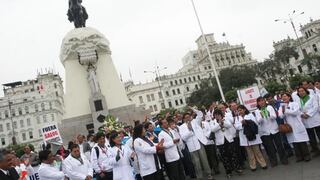 Los médicos del Minsa iniciarán huelga nacional indefinida 