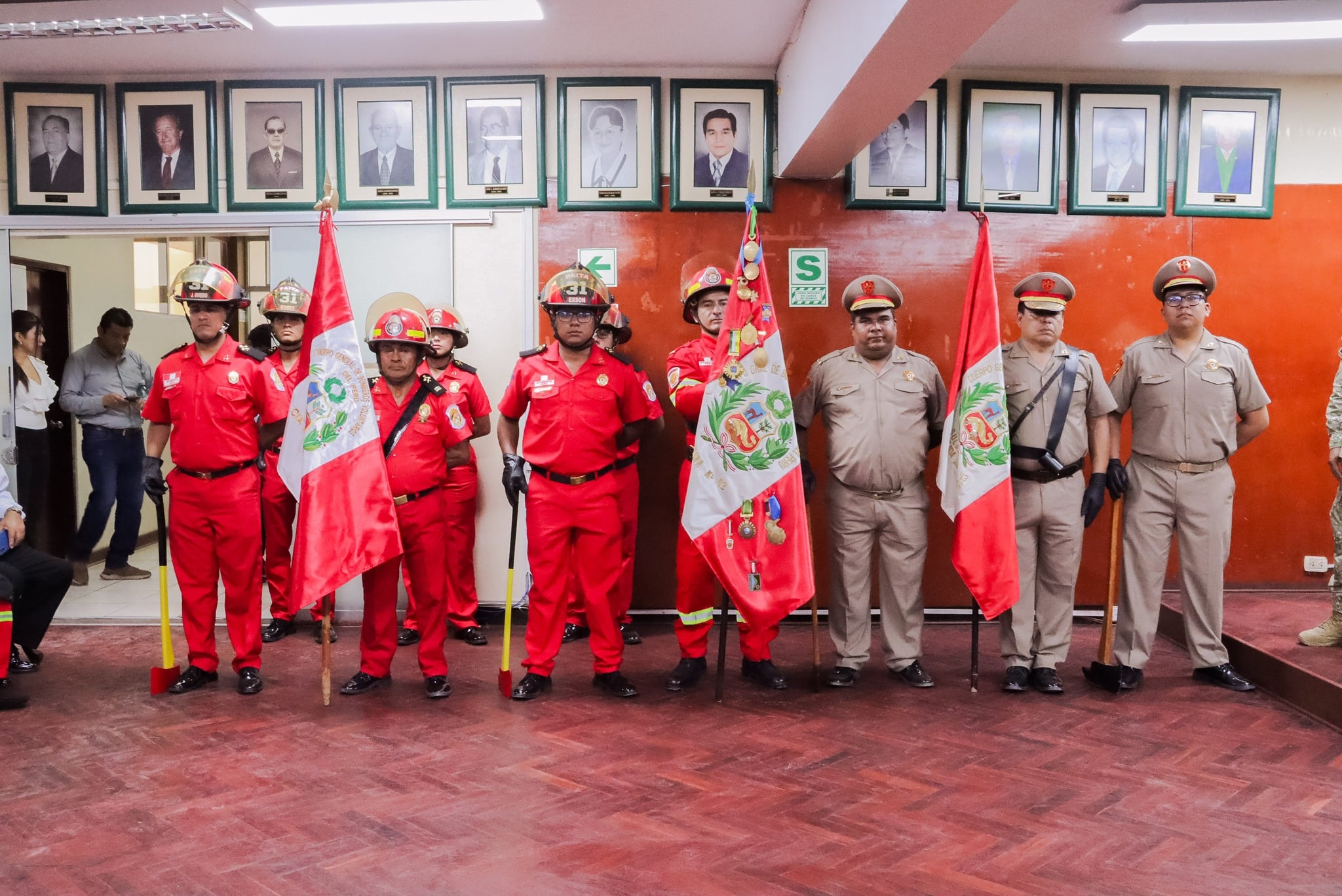 Autoridades realizaron reconocimiento por sus 70 años de servicio