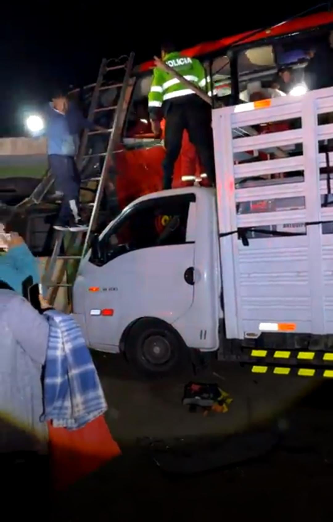 Accidente de tránsito en Camaná deja más de 45 heridos. Foto: GERESA.