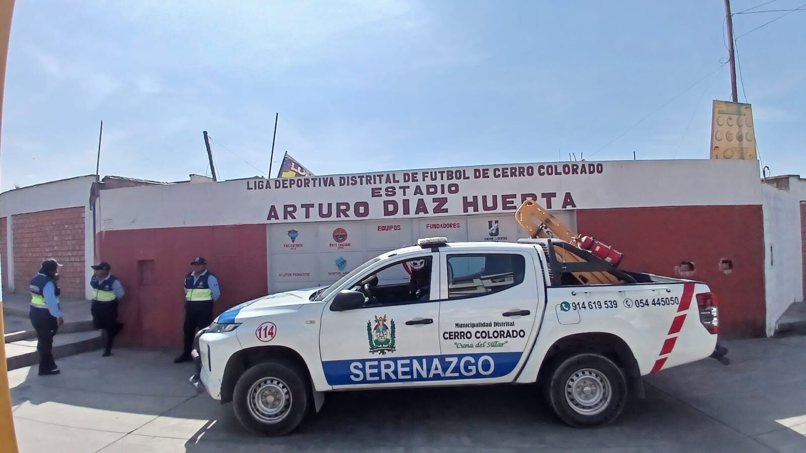 La posesión del Estadio Arturo Díaz Huerta, en Cerro Colorado, vuelve a manos de la Liga Distrital de Fútbol. Foto: Municipalidad de Cerro Colorado.
