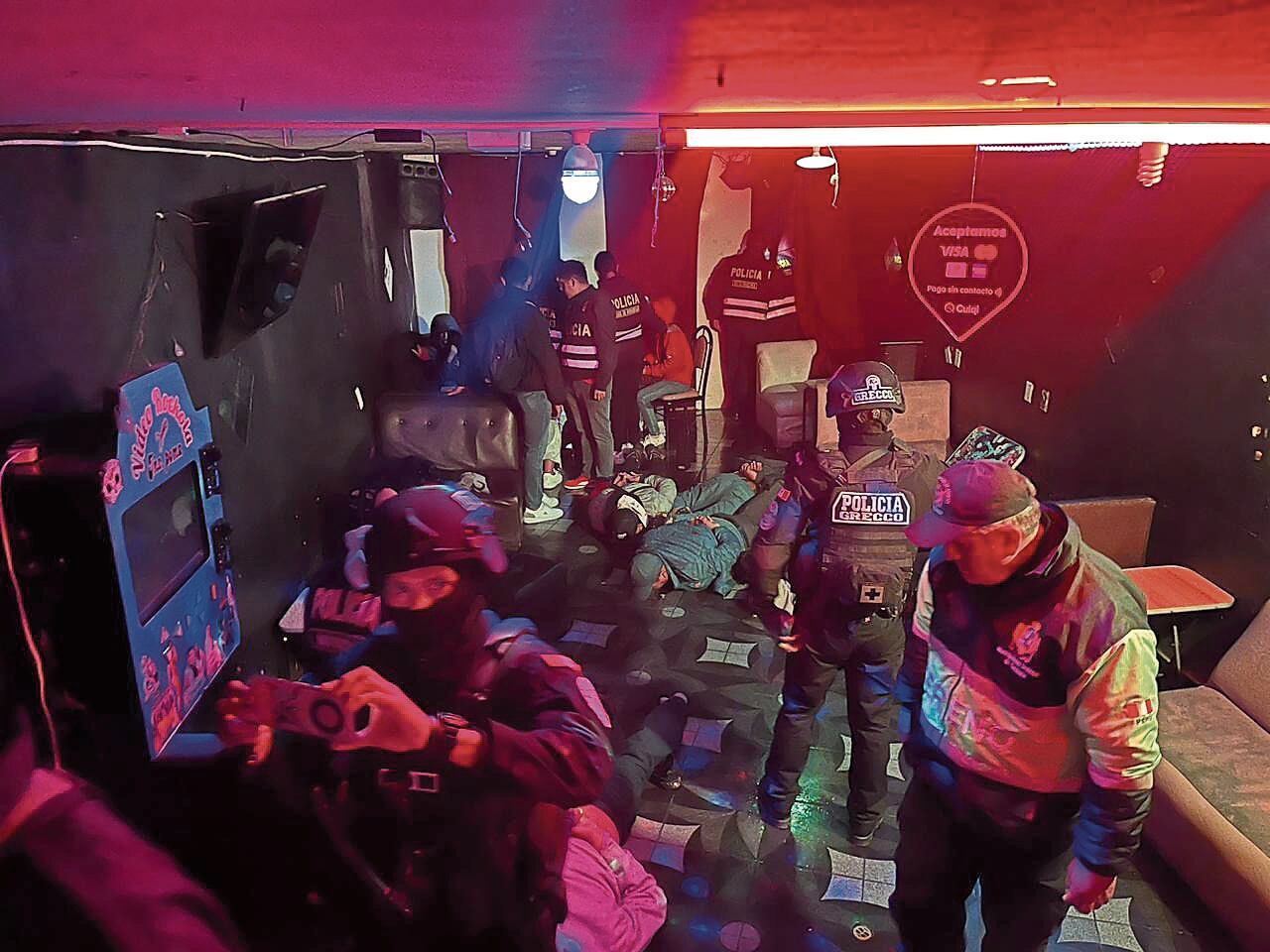 Personal de la Policía intervino locales en distritos de la ciudad. (Foto: Difusión)