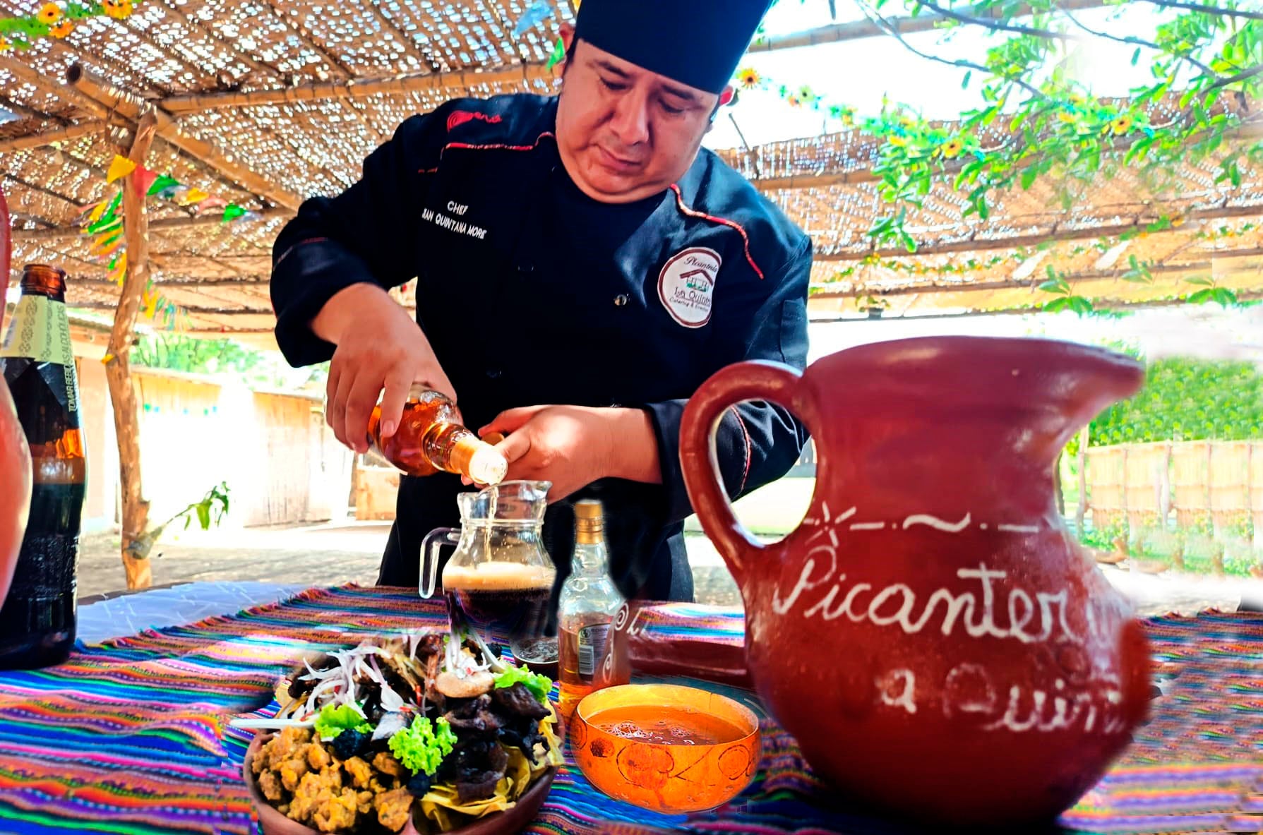 Un innovador trago que fusiona la identidad y el vigor, con nuestra chicha de jora.