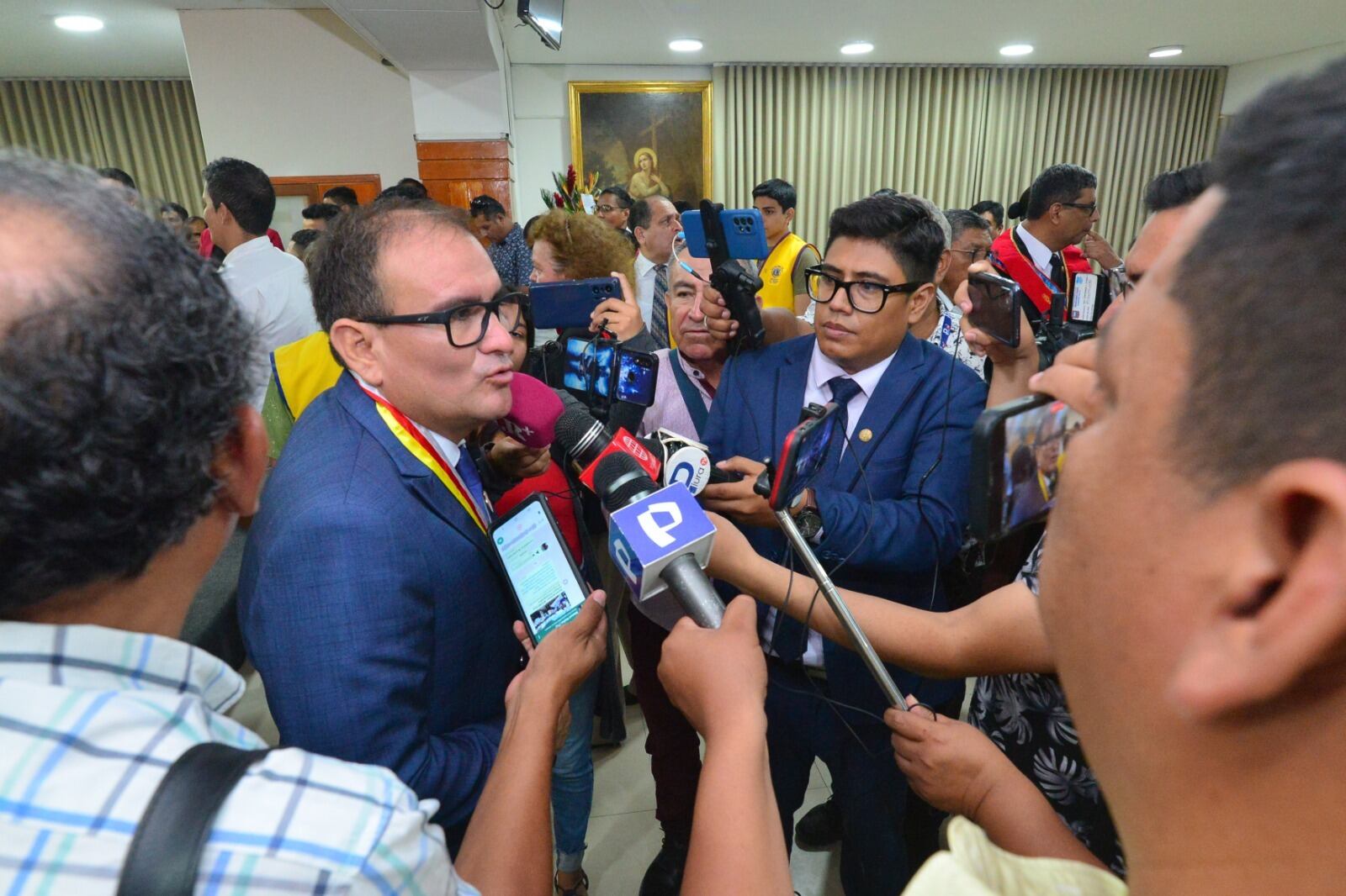 El gobernador regional, Luis Neyra León, respaldó el anuncio del alcalde de Piura, Gabriel Madrid, y aseguró que se exigirá el presupuesto para las obras.