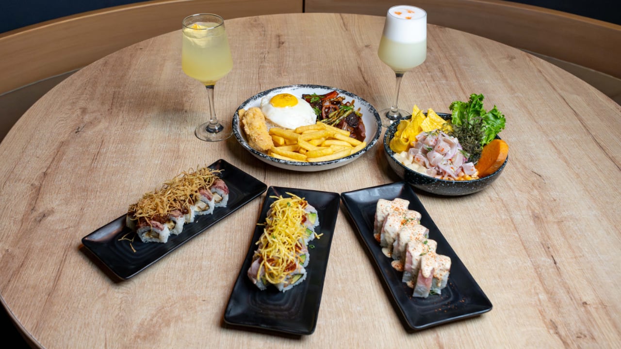 El restaurante, ubicado en Surco, presenta una selección de platos que fusionan técnicas japonesas con ingredientes y preparaciones emblemáticas de la gastronomía peruana durante las celebraciones por Fiestas Patrias.