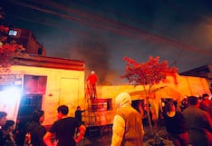 Villa El Salvador: Incendio consume fábrica de muebles y cuatro viviendas