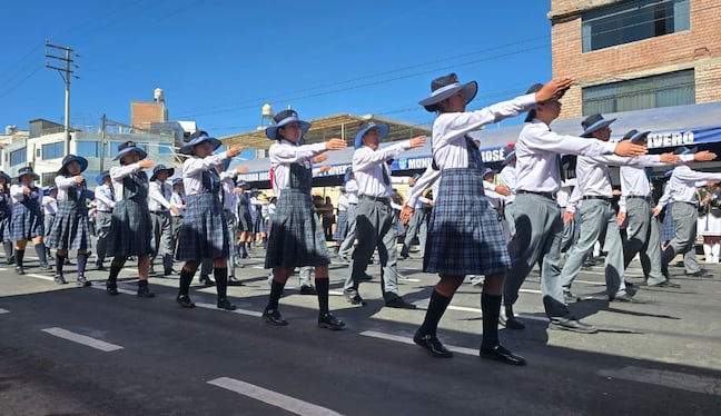 Fiestas Patrias: comienzan los desfiles escolares en Arequipa (VIDEO)