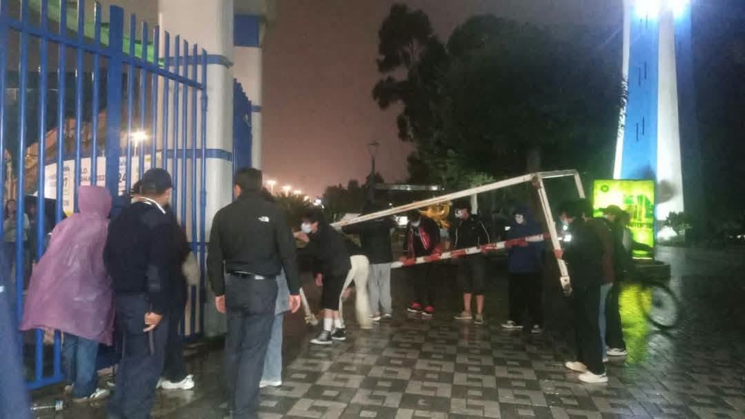Huancayo: estudiantes de Derecho toman la UNCP y exigen clases presenciales y más docentes