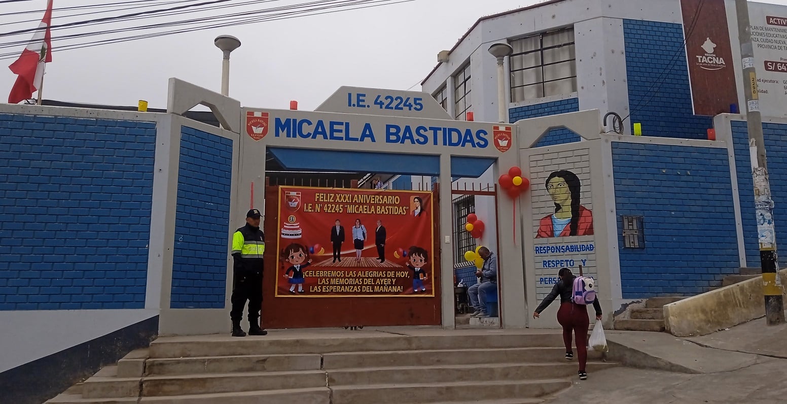 Institución educativa está en la Asociación de Vivienda Tupac Amaru, en las faldas del cerro Intiorko