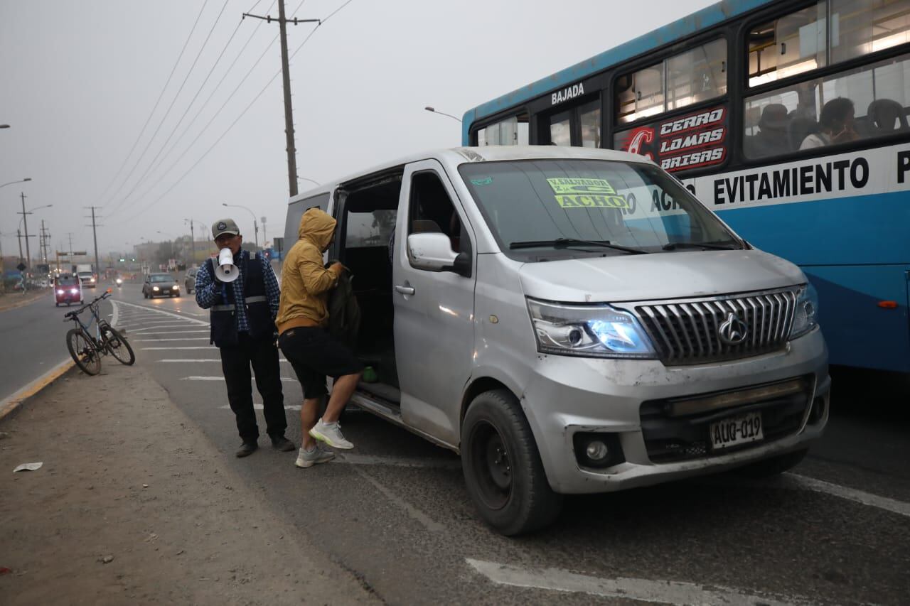 Un sector del gremio de transportistas ha convocado a un paro nacional para el jueves 10 de octubre, con el objetivo de instar al Gobierno a implementar medidas contundentes contra la creciente ola de extorsiones y cobros ilegales. (Fotos: Diana Marcelo/ GEC)
