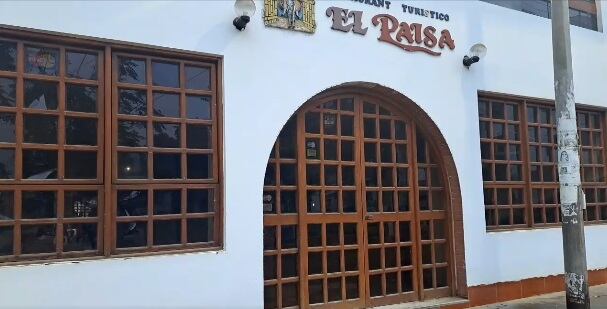 Extorsionadores pretenden atemorizar a los propietarios para exigirle el pago de un “cupo” y dejarlos trabajar tranquilos. El establecimiento, situado en la Urb. Santa Teresa de Ávila, es de propiedad de la consejera regional por Trujillo, Verónica Escobal.