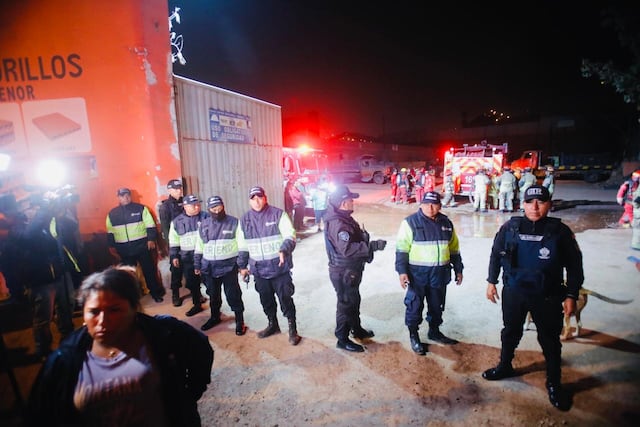 Incendio en Ate destruye 18 buses de transporte (Foto: GEC)