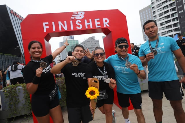 Maratón New Balance 15K Powerade by El Comercio reúne a miles de corredores en Lima (Fotos: Antonio Melgarejo/GEC)