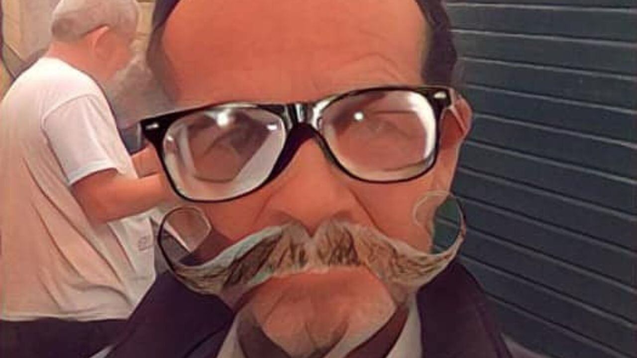 Hoy no nos queda más que poner nuestro grano de arena para que Carlos Tataje, quien “hizo del silencio y de la discreción un lugar ideal para seguir escribiendo”, sea leído y apreciado.