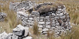 En el sitio hay colcas que reflejan la importancia alimentaria en el pasado