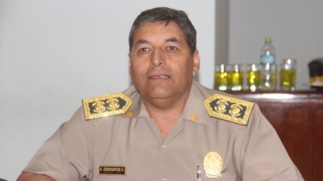 César Cervantes, comandante general de la PNP, venció al COVID-19, aseguró el ministro Elice