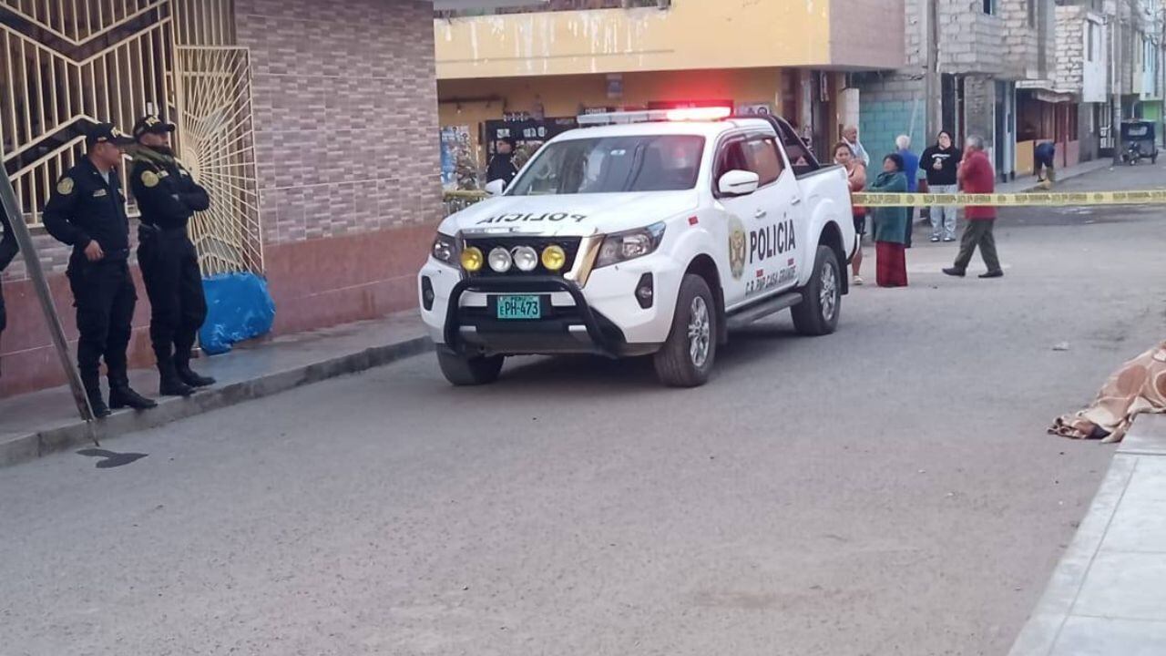 La víctima fue identificada como Miguel Lulichac Correa, quien fue sorprendido por sicarios en la puerta de su inmueble en el distrito de Casa Grande. (Foto: Tribuna Polemica Noticias)