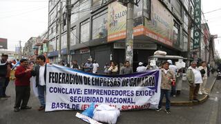 Comerciantes de Gamarra paralizan sus actividades para sumarse al paro nacional (FOTOS)
