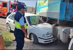 Pisco: conductor se salva de milagro tras chocar contra el tanque de gasolina del camión recolector