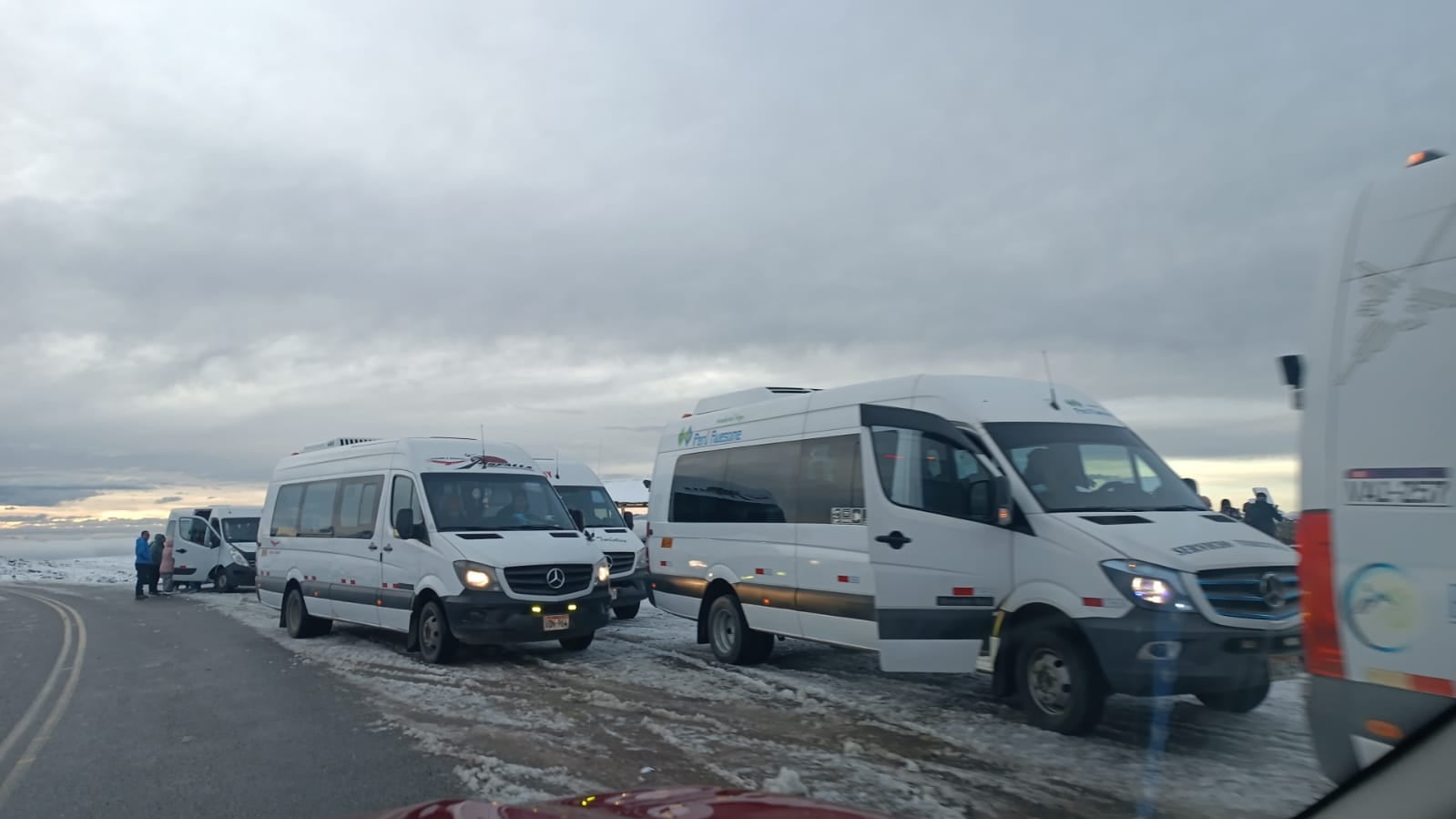 Presencia de nevada en vía hacia Chivay. Municipalidad Provincial de Caylloma.