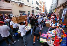 Ciudadanos compran regalos, flores y globos por el “Día de la madre” (FOTOS)