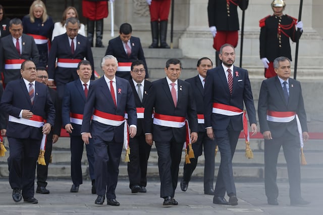 José María Balcázar salió de Palacio de Gobierno rumbo a la Catedral de Lima para participar en la misa y tedeum por Fiestas Patrias.