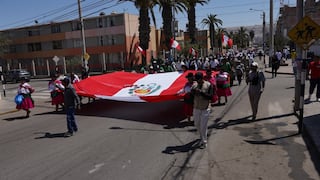 Tacna: Tarateños recorren 96 Km para rendir homenaje a los mártires de la resistencia
