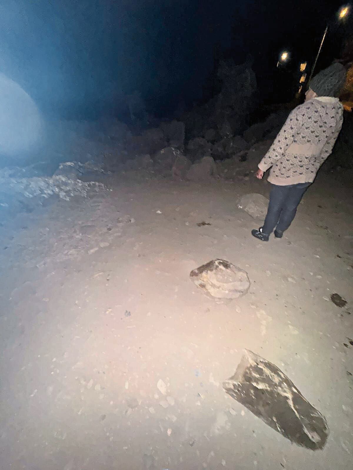 Maleantes dispararon a esposos que obstaculizaron que el vehículo donde iban circule por su barrio