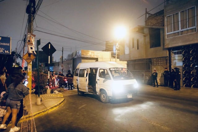 Chofer de combi queda grave tras ataque armado en Ate (Fotos: César Grados/GEC)