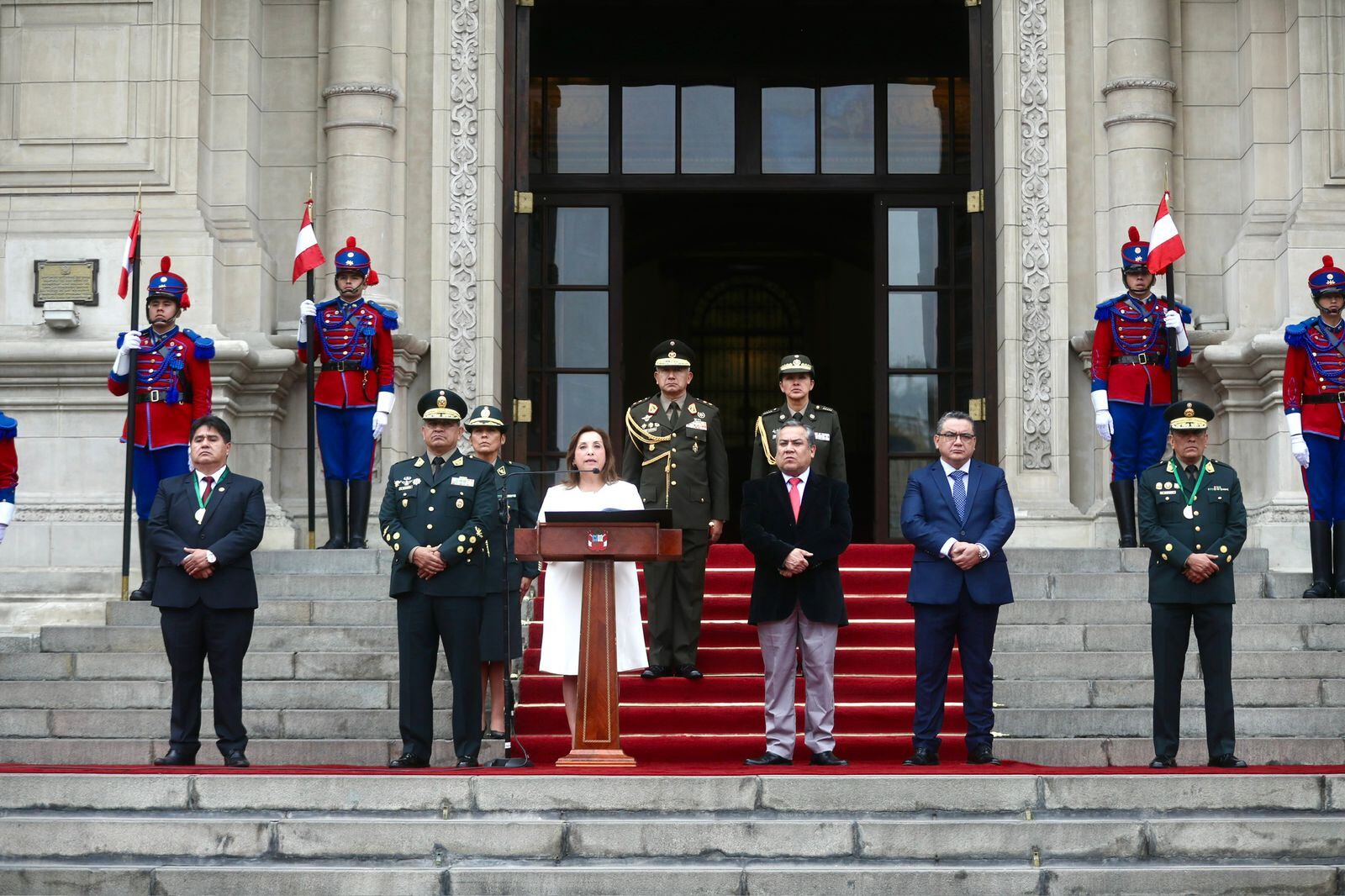 Mandataria participó de la ceremonia de reconocimiento a policías que rescataron a la empresaria Jackeline Salazar.