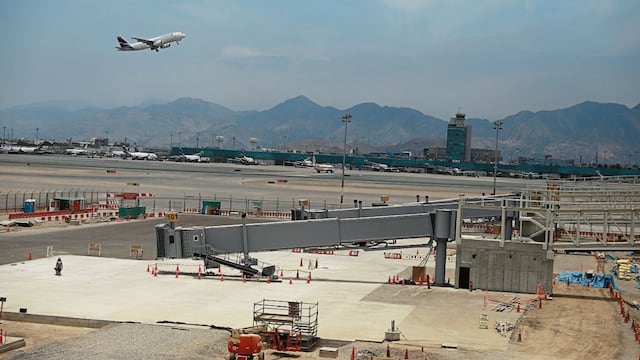 LAP señala que segunda pista de aterrizaje del Aeropuerto Internacional Jorge Chávez sí está operativa