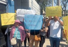 Arequipa: Treinta niños de colegio inicial Mujeres con Esperanza sin mobiliario