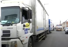 Lurín: más de 50 camiones con material electoral permanecen varados afuera de sede de la ONPE