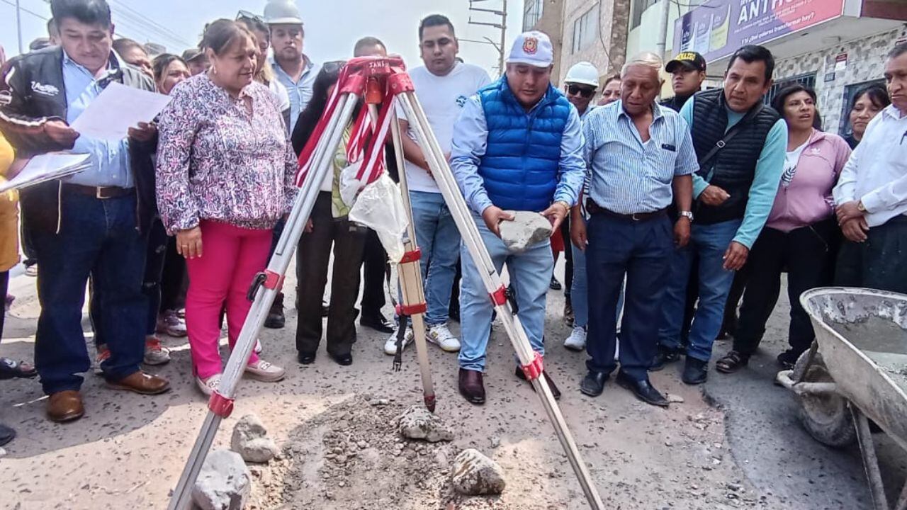 Inician trabajos en la avenida Leónidas Yerovi, Huayna Cápac y Micaela Bastidas del sector Río Seco y Porvenir Central.