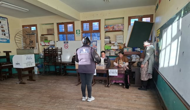 Puno: Distrito de Rosaspata registra la primera mesa de sufragio instalada en Huancané.