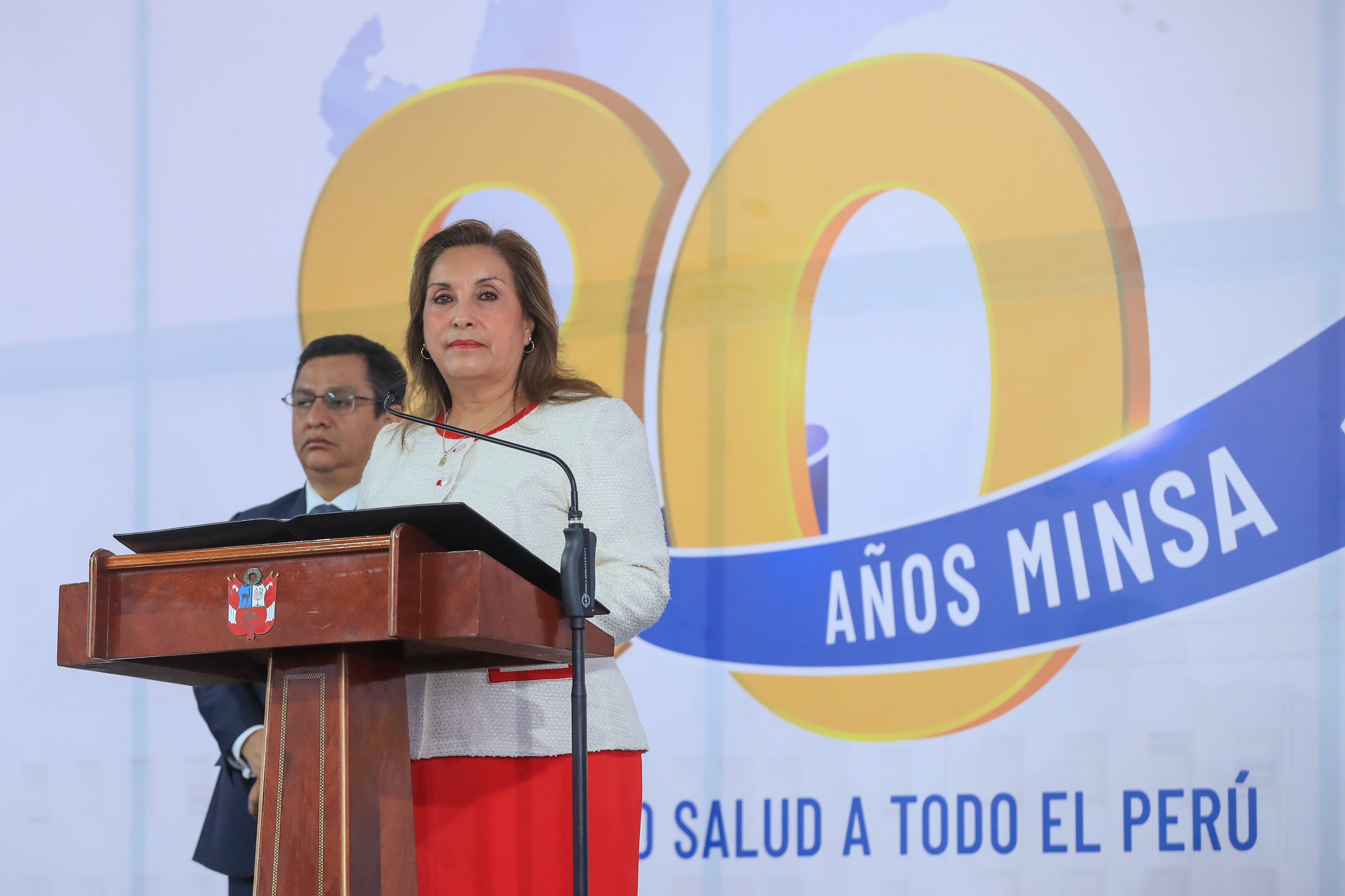 Dina Boluarte pidió a la población no dejarse engañar en las elecciones generales de 2026 y resaltó la necesidad de elegir representantes democráticos. FOTO: PRESIDENCIA