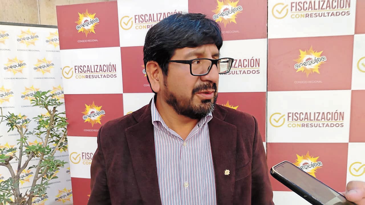 Gerente regional de Desarrollo e Inclusión Social del Gobierno Regional de Arequipa, Fernando Isuiza.