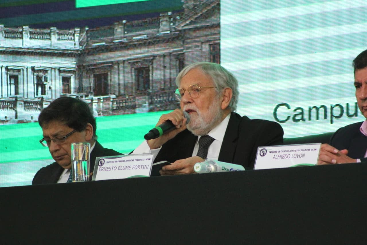Abogado constitucionalista Ernesto Blume Fortini estuvo en el congreso internacional "Justicia Constitucional y Neoconstitucionalismo". (Foto: Álvaro Figueroa/@photo.gec)
