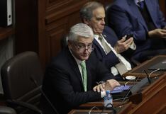 Congreso suspende 30 días a Juan Carlos Lizarzaburu tras expresiones sexistas contra Patricia Juárez