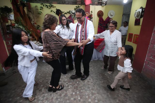 Roberto Sánchez: así fue el desayuno electoral junto a su familia en Huaral (Fotos: Jesús Saucedo/GEC)