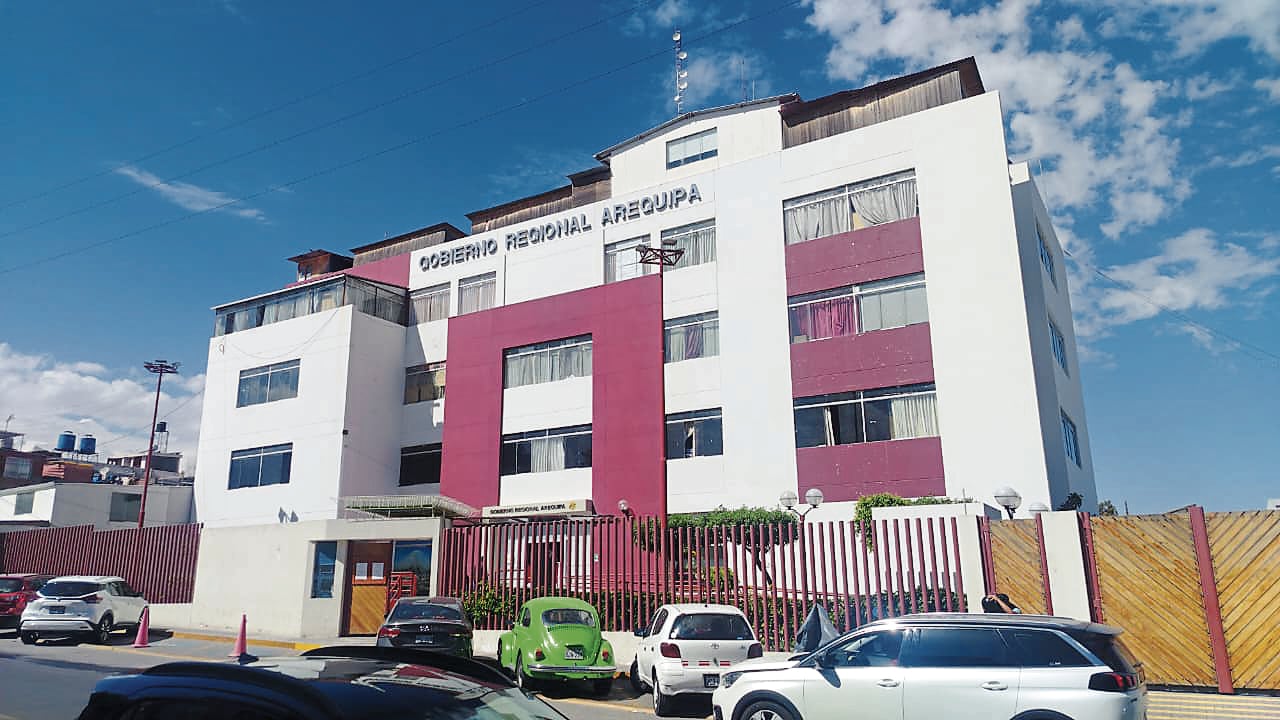 Gobierno Regional de Arequipa deja prescribir 11 informes de control