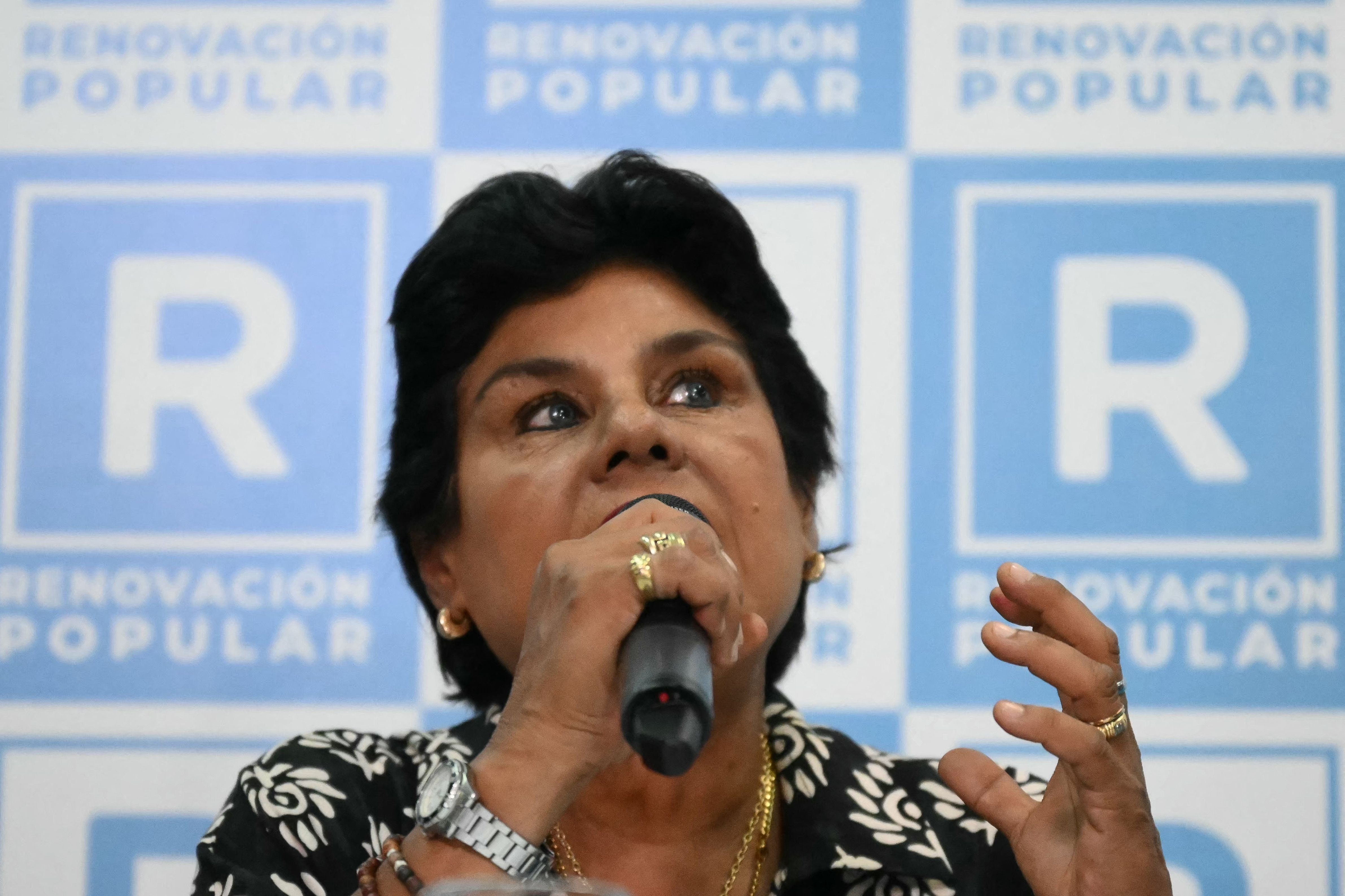 Norma Yarrow, de la bancada de Renovación Popular, criticó a la ONPE. (Foto: AFP)