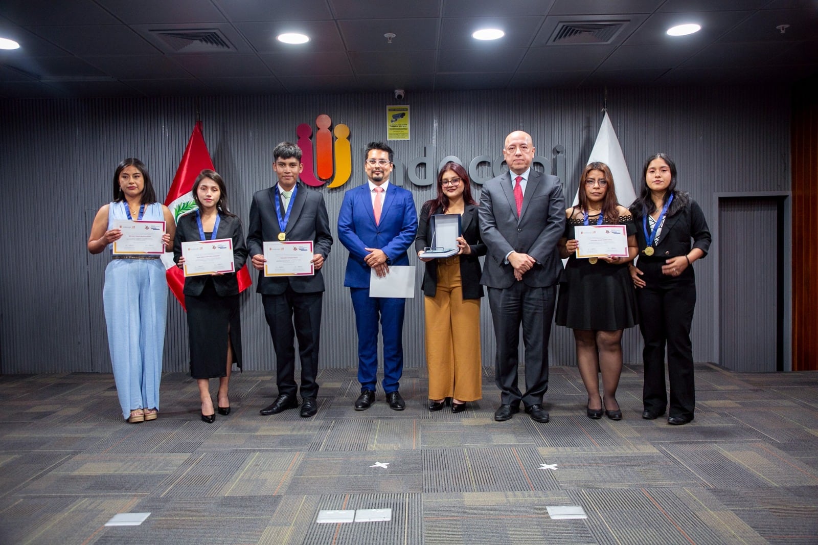 Estudiantes ponen en alto el nombre de Huancayo y la universidad a la que pertenecen