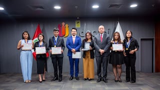 Universitarios de Huancayo ganan concurso nacional de Indecopi “Menos barreras, más competencia”
