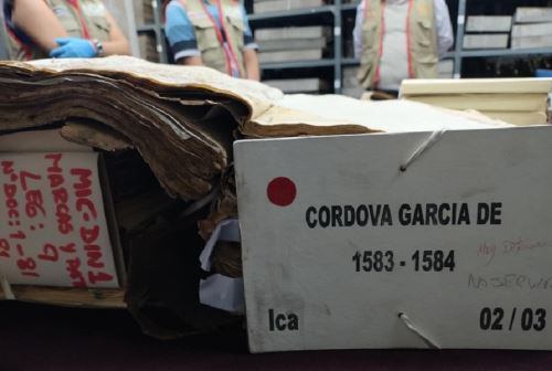 Archivo de la Nación encontró dos manuscritos que reafirman el origen peruano del Pisco.