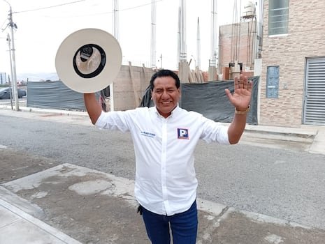 Wilber Flores, candidato al GORE: “Después de 30 años de abandono, quiero transformar Tacna”