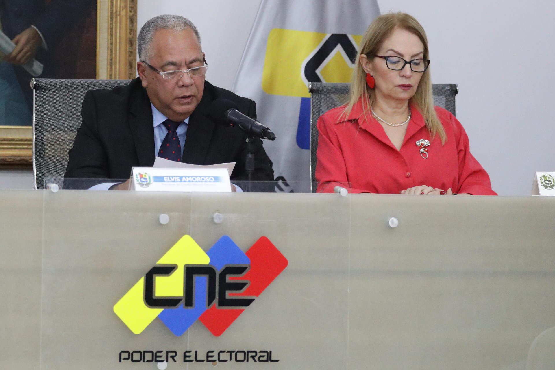 El Consejo Nacional Electoral (CNE) de Venezuela ratificó el viernes 2 de agosot que el jefe de Estado, Nicolás Maduro, fue reelegido en los comicios presidenciales del domingo pasado con el 51,95 % de los votos.